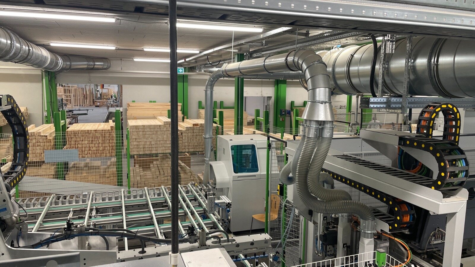 Neue WP-Anlage in der Holzfensterproduktion von Kneer-Südfenster